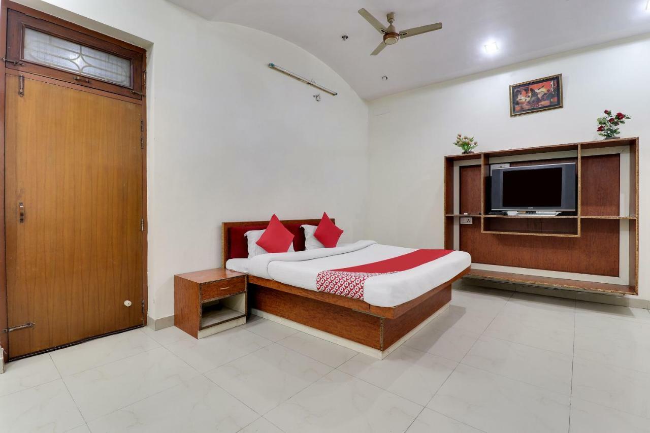 Oyo 43936 Hotel Rajputana Palace Farrukhabad 外观 照片